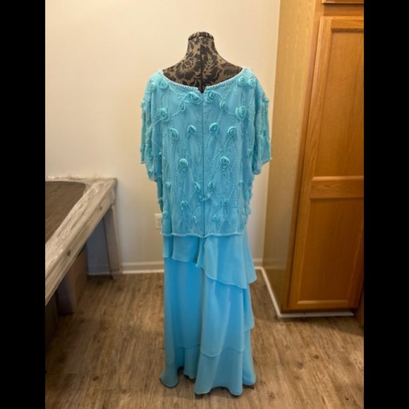 Night Scene turquoise with flower sequins pearl detail chiffon dress size 6XL - Picture 4 of 4